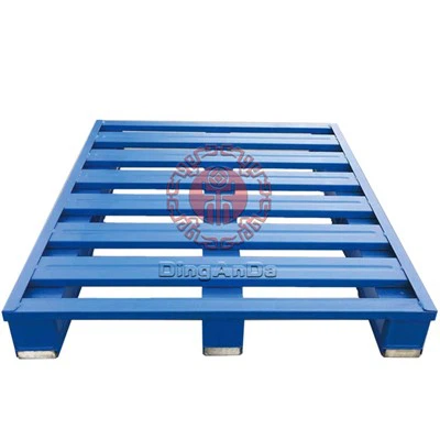 ইস্পাত এবং কাঠের প্যালেট